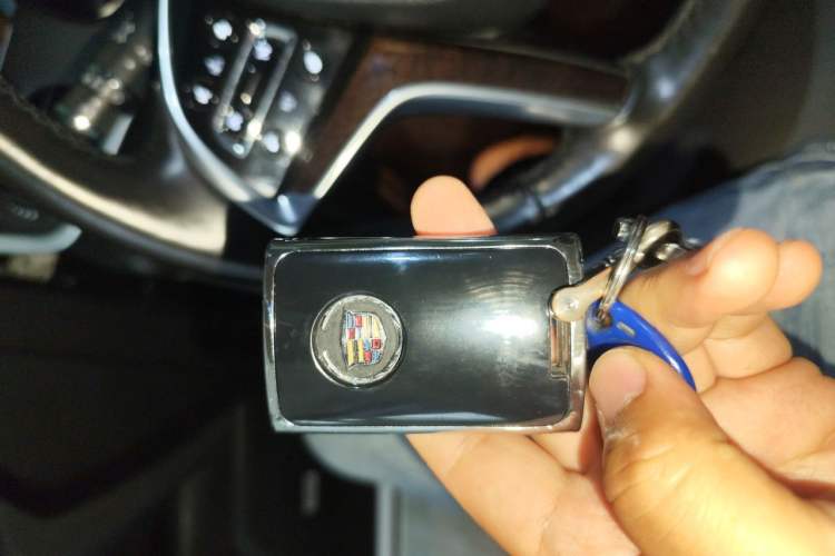 Used Cadillac XTS 2014 28T Luxury Model Vehicle Key