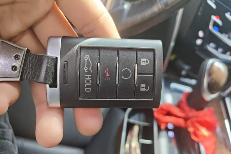 Used Cadillac XTS 2014 28T Elite Edition Vehicle Key