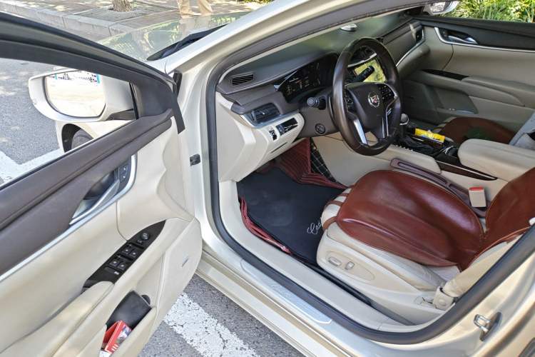 Used Cadillac XTS 2014 28T Comfort Version Driver Seat
