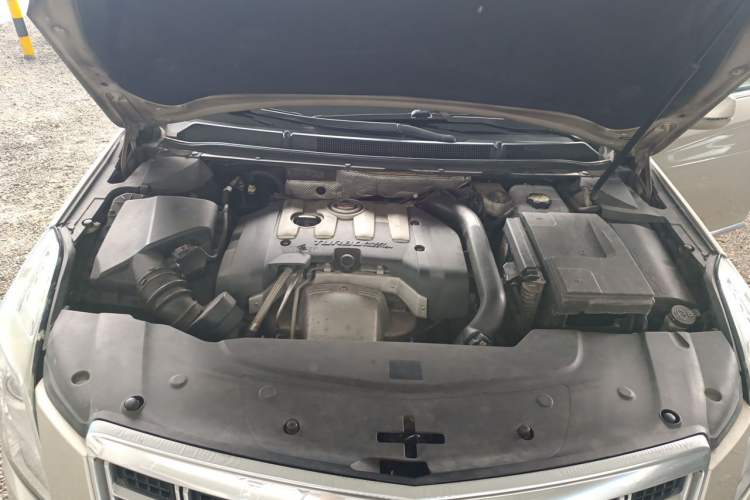 Used Cadillac XTS 2014 28T Luxury Model Engine Bay