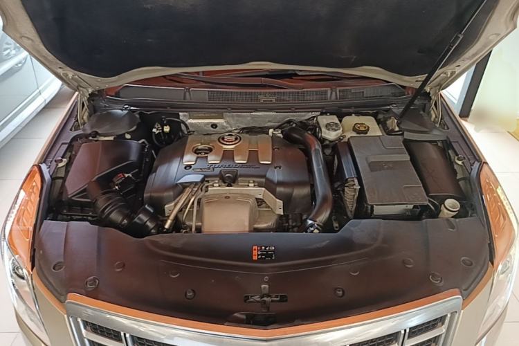 Used Cadillac XTS 2014 28T Elite Edition Engine Bay
