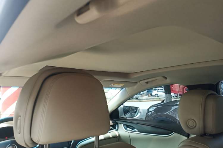 Used Cadillac XTS 2014 28T Comfort Version Headliner