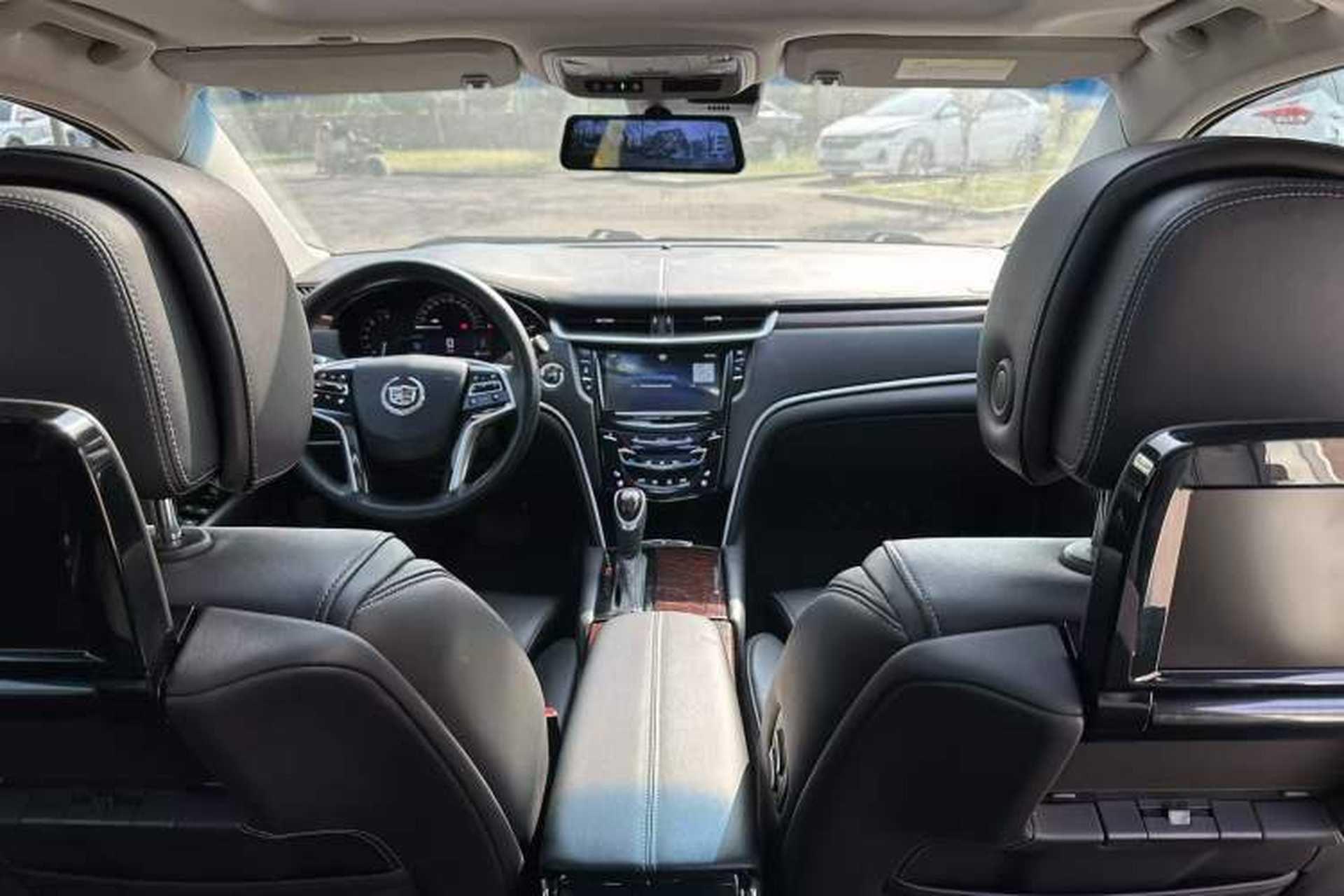Used Cadillac XTS 2014 28T Luxury Model Interior 6