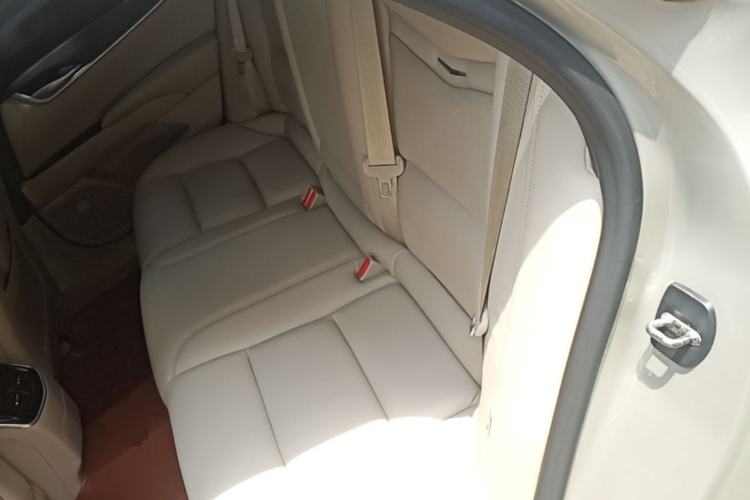 Used Cadillac XTS 2014 28T Comfort Version Left Rear Seat