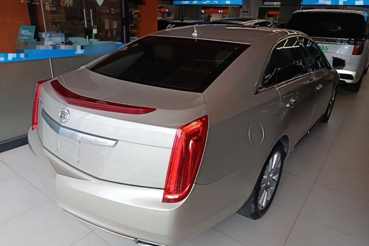 Used Cadillac XTS 2014 28T Elite Edition Rear Right 45 Deg