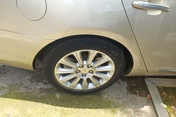 Used Cadillac XTS 2014 28T Comfort Version Right Rear Wheel Hub