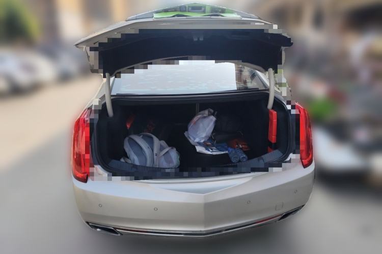 Used Cadillac XTS 2014 28T Comfort Version Trunk