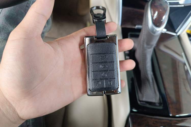 Used Cadillac XTS 2014 28T Luxury Model Vehicle Key