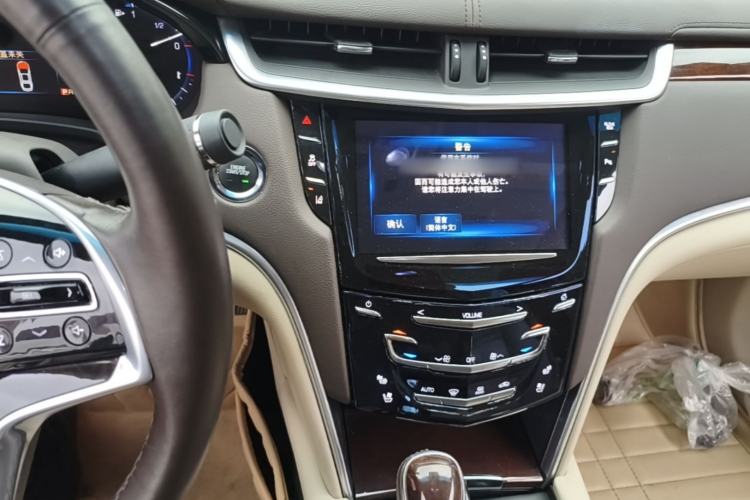 Used Cadillac XTS 2015 28T Luxury Model Audio And AC Panel