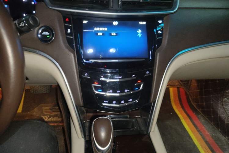 Used Cadillac XTS 2015 28T Comfort Model Audio And AC Panel