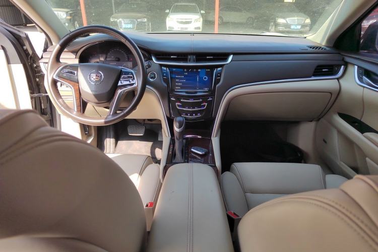 Used Cadillac XTS 2015 28T Comfort Model Center Console