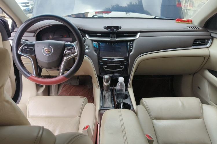 Used Cadillac XTS 2015 28T Comfort Model Center Console