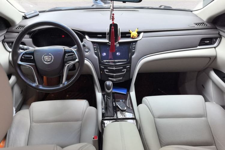 Used Cadillac XTS 2015 28T Comfort Model Center Console