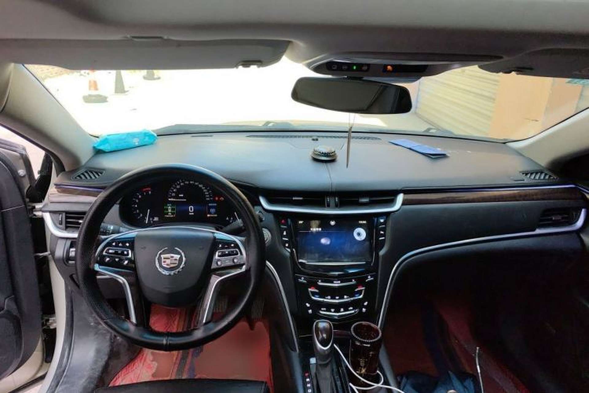 Used Cadillac XTS 2015 28T Luxury Model Center Console