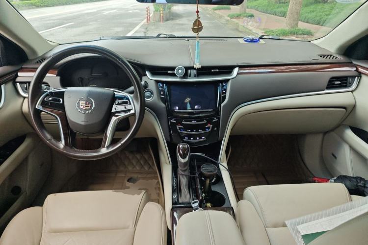 Used Cadillac XTS 2015 28T Elite Model Center Console