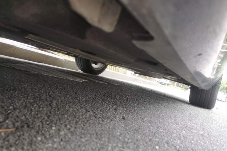 Used Cadillac XTS 2015 28T Comfort Model Chassis Front Left