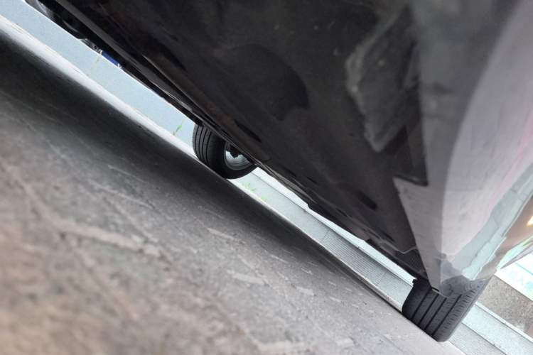 Used Cadillac XTS 2015 28T Comfort Model Chassis Front Left
