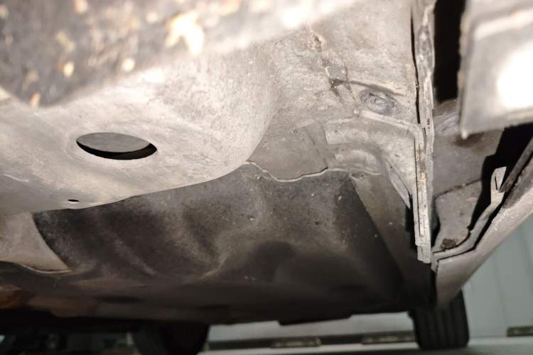Used Cadillac XTS 2015 28T Comfort Model Chassis Front Left
