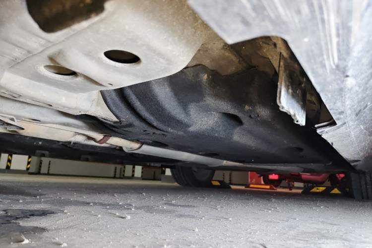 Used Cadillac XTS 2015 28T Elite Model Chassis Front Left