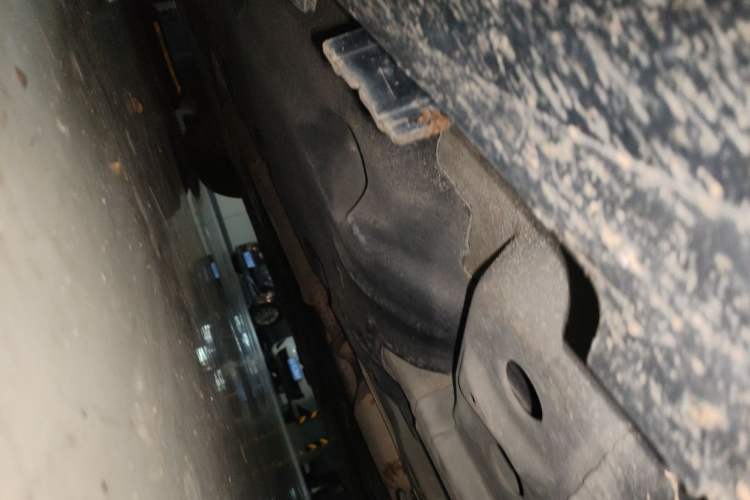 Used Cadillac XTS 2015 28T Comfort Model Chassis Front Right
