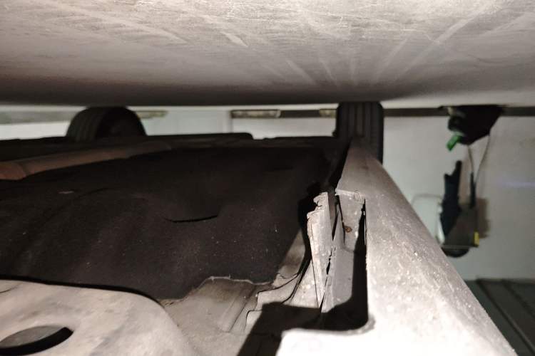 Used Cadillac XTS 2015 28T Comfort Model Chassis Front Right