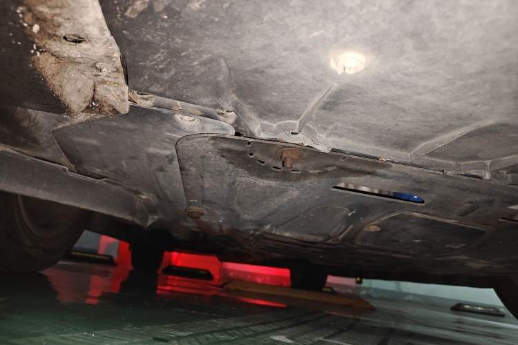 Used Cadillac XTS 2015 28T Comfort Model Chassis Front Right