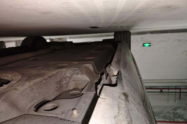 Used Cadillac XTS 2015 28T Comfort Model Chassis Rear Left