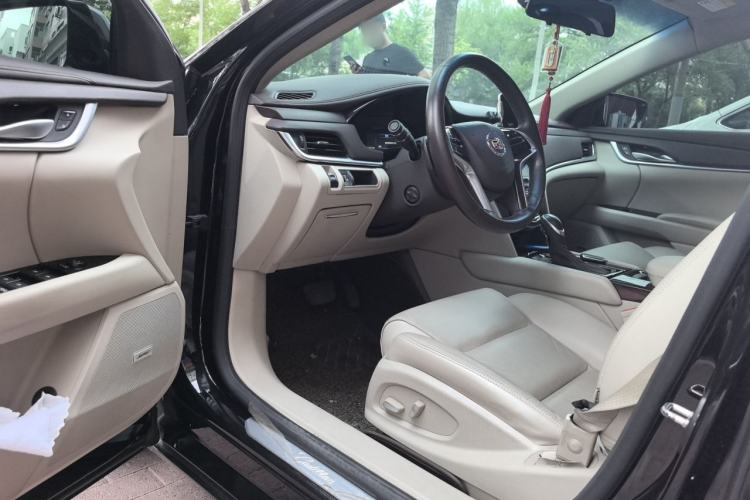 Used Cadillac XTS 2015 28T Comfort Model Driver Seat