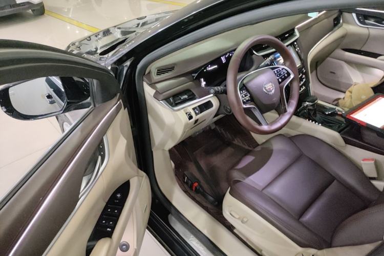 Used Cadillac XTS 2015 28T Comfort Model Driver Seat
