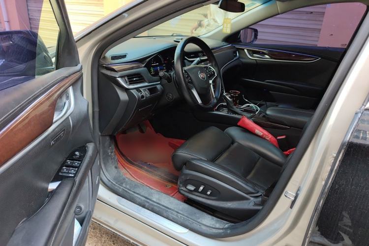 Used Cadillac XTS 2015 28T Luxury Model Driver Seat