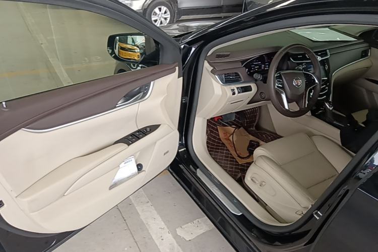 Used Cadillac XTS 2015 28T Comfort Model Driver Seat