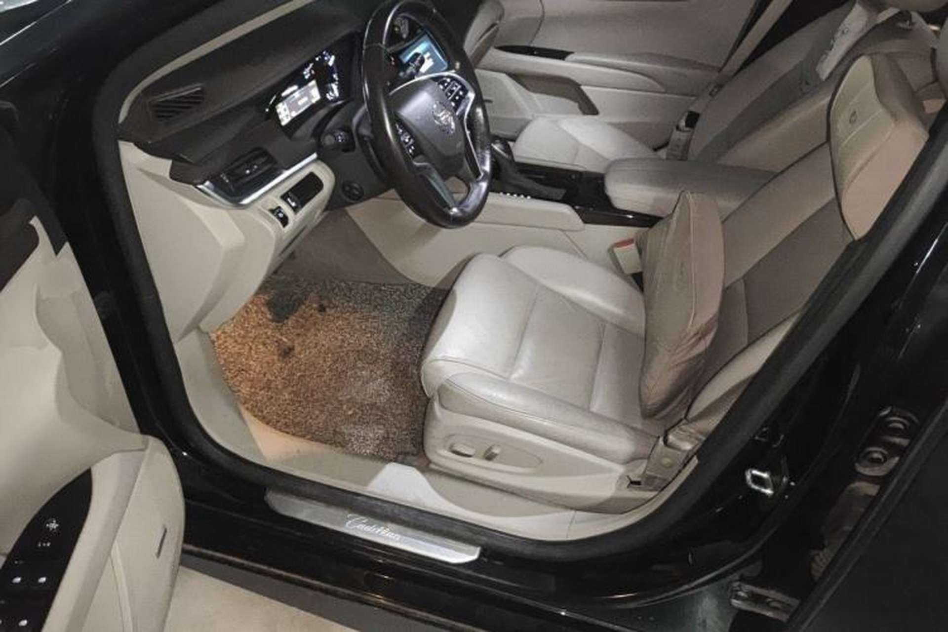 Used Cadillac XTS 2015 28T Elite Model Driver Seat