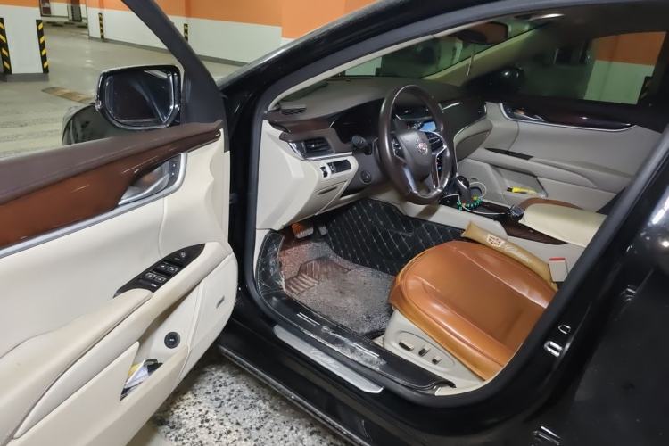 Used Cadillac XTS 2015 28T Elite Model Driver Seat