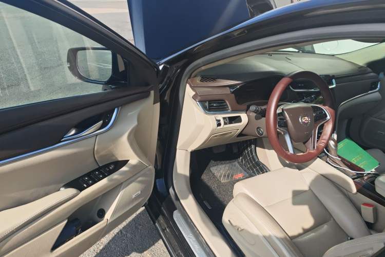 Used Cadillac XTS 2015 28T Comfort Model Driver Seat
