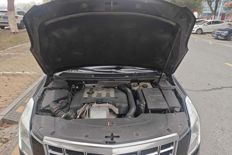 Used Cadillac XTS 2015 28T Comfort Model Engine Bay