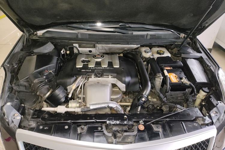 Used Cadillac XTS 2015 28T Comfort Model Engine Bay