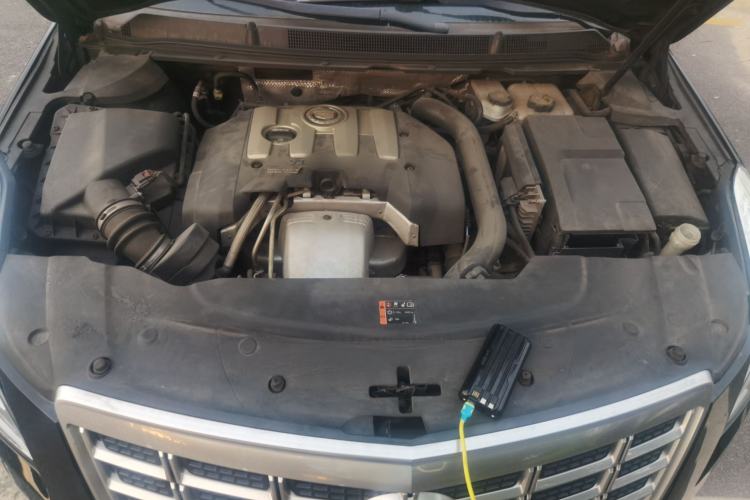 Used Cadillac XTS 2015 28T Comfort Model Engine Bay