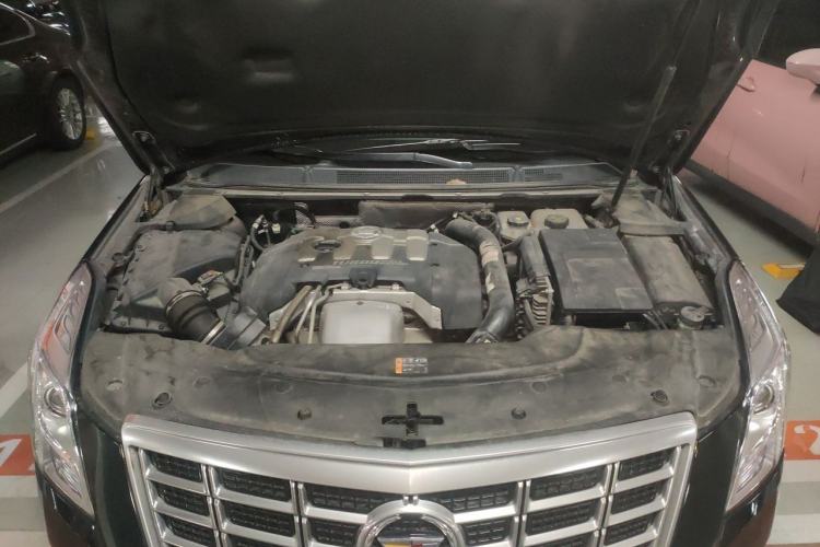 Used Cadillac XTS 2015 28T Comfort Model Engine Bay