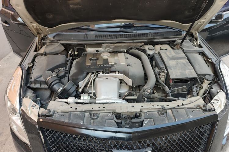 Used Cadillac XTS 2015 28T Luxury Model Engine Bay