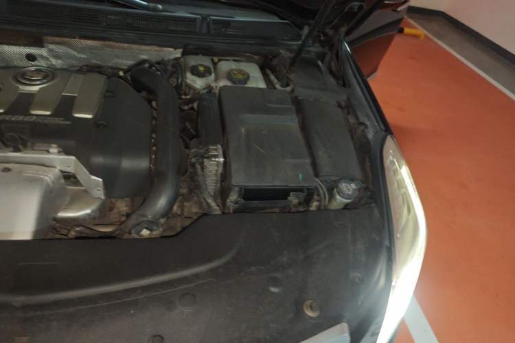 Used Cadillac XTS 2015 28T Elite Model Engine Bay Left