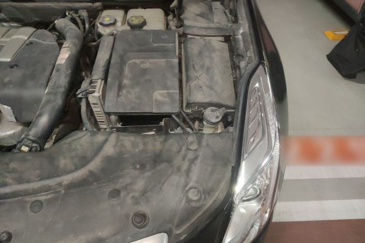 Used Cadillac XTS 2015 28T Comfort Model Engine Bay Left