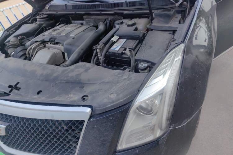 Used Cadillac XTS 2015 28T Comfort Model Engine Bay Left