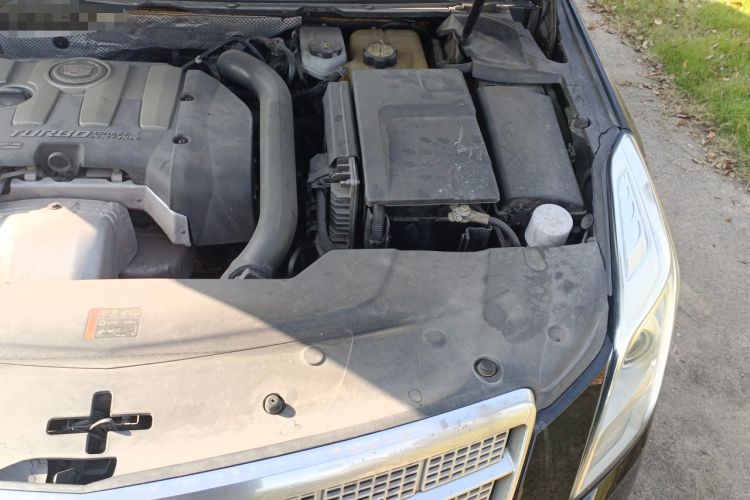 Used Cadillac XTS 2015 28T Platinum Edition Engine Bay Left