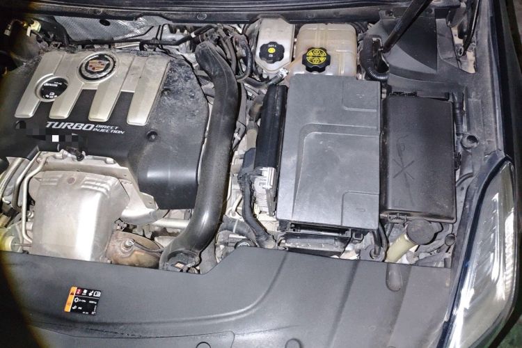 Used Cadillac XTS 2015 28T Comfort Model Engine Bay Left