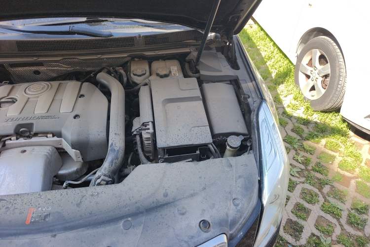 Used Cadillac XTS 2015 28T Comfort Model Engine Bay Left