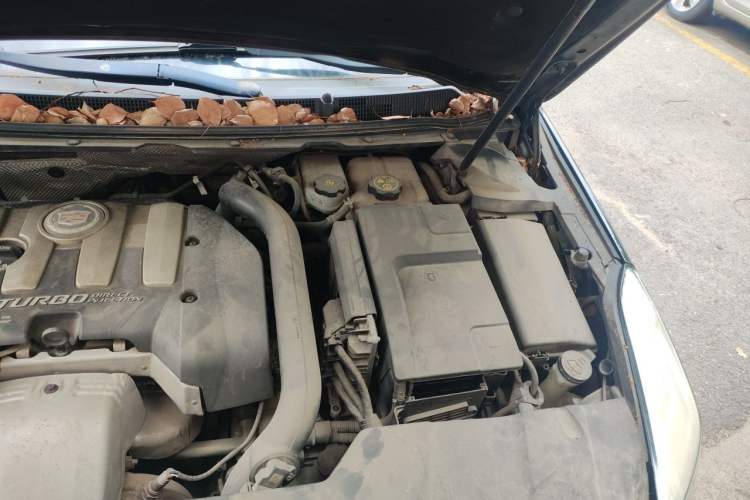 Used Cadillac XTS 2015 28T Comfort Model Engine Bay Left
