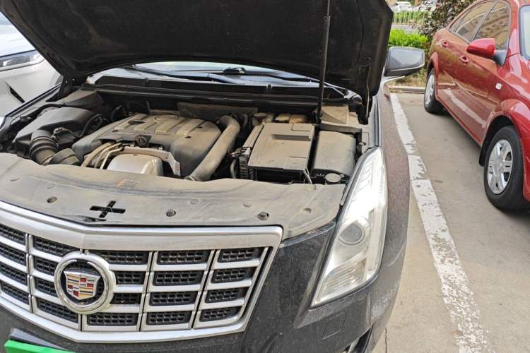 Used Cadillac XTS 2015 28T Comfort Model Engine Bay Left
