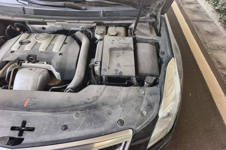 Used Cadillac XTS 2015 28T Luxury Model Engine Bay Left