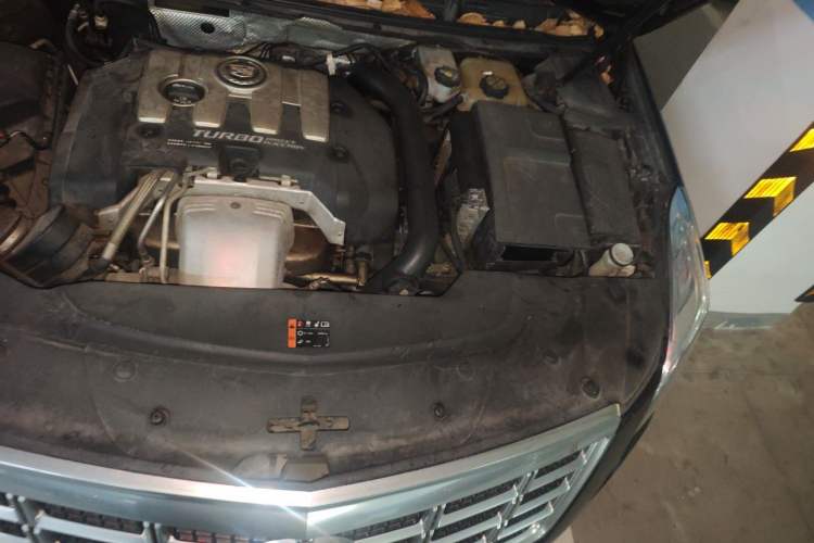 Used Cadillac XTS 2015 28T Elite Model Engine Bay Left