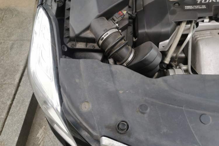 Used Cadillac XTS 2015 28T Comfort Model Engine Bay Right